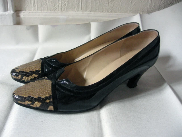 Escarpin pin up vintage saumon et noir talon haut et plateforme
