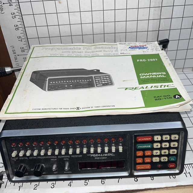 REALISTIC PRO2001 UHF/VHF Digital Entry Programmable Scanner Receiver