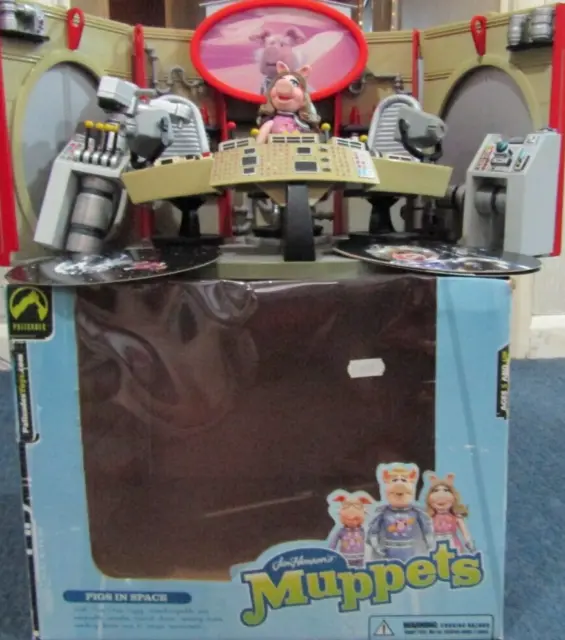 Muppet Show Deluxe Playset  Pigs In Space  2003