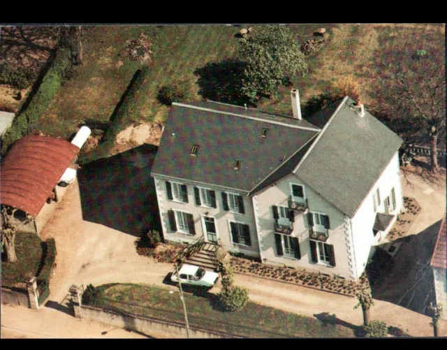 POUGUES-les-EAUX / LE MONT GIVRE (58) CONVALESCENCE HOUSE in aerial view