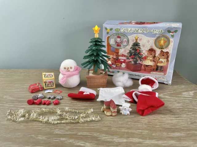 Sylvanian Families JP Japanese Christmas Set Light Up Tree Calico Critters