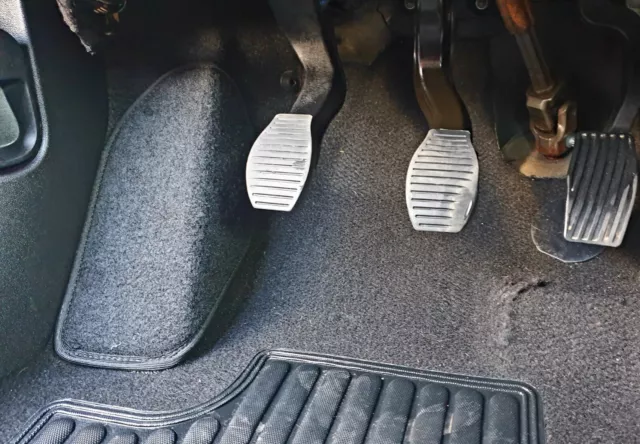 Tappetinoin Moquette per Pedana Poggiapiede Auto Alfa Romeo Mito 2008-2018