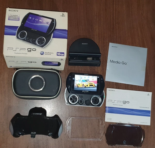 SONY PSP go ピアノブラック 本体 ACアダプター付き（美品】PSP Go 