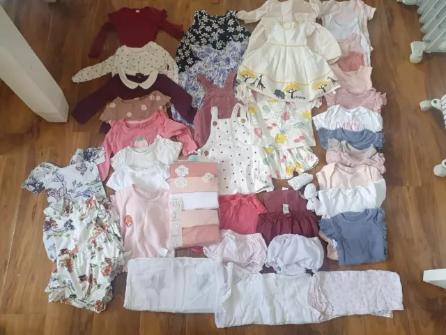 Pacchetto Pacchetto 45 X Top Estivi Bambine, Abiti Romper Vestiti - Prossimo 0-3 Mths