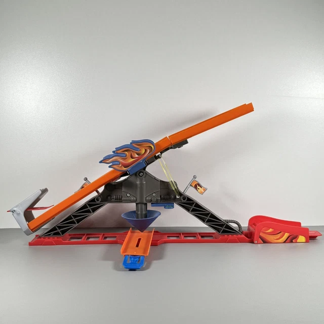 Hot wheels colossal stunt world shop