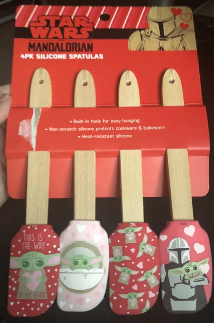 DISNEY STAR WARS Mandalorian Grogu VALENTINES DAY 4 PACK Mini SPATULA SET