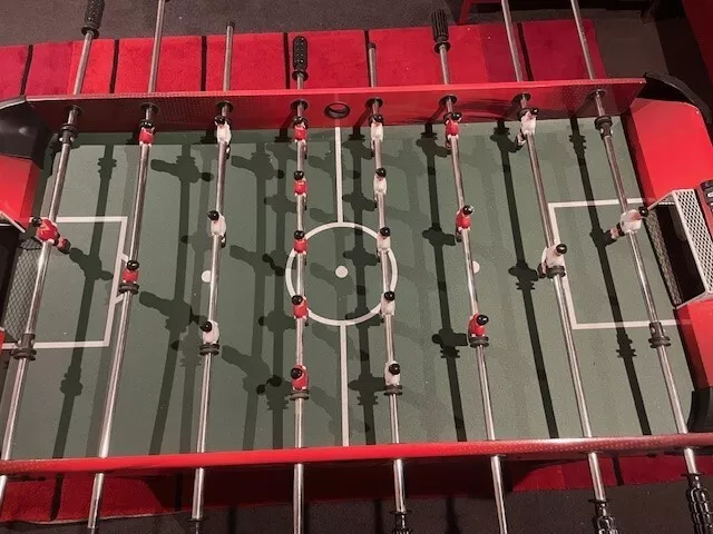 Foosball soccer table