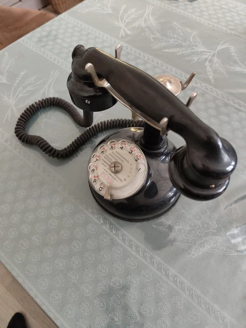 TÉLÉPHONE ANCIEN EN BAKÉLITE NOIRE MODÈLE BL-BC