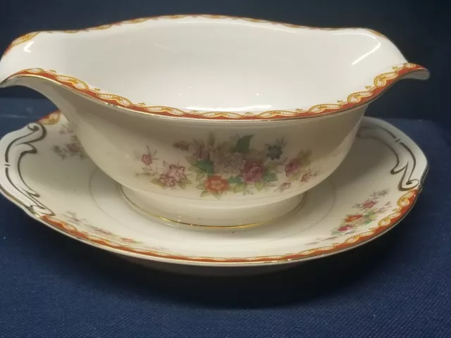 Vintage Diamond China Occupied JAPAN Gravy Boat With Attached Tray BEAUTIFUL!