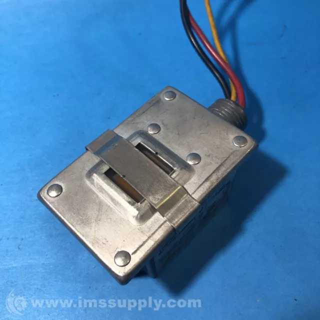 Alr AT-168 Photoelectric Switch, 280-277V, 1800VA USIP 3