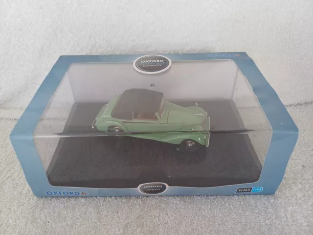 Oxford Diecast Armstrong Siddeley Hurricane Closed Green  1:43 Scale