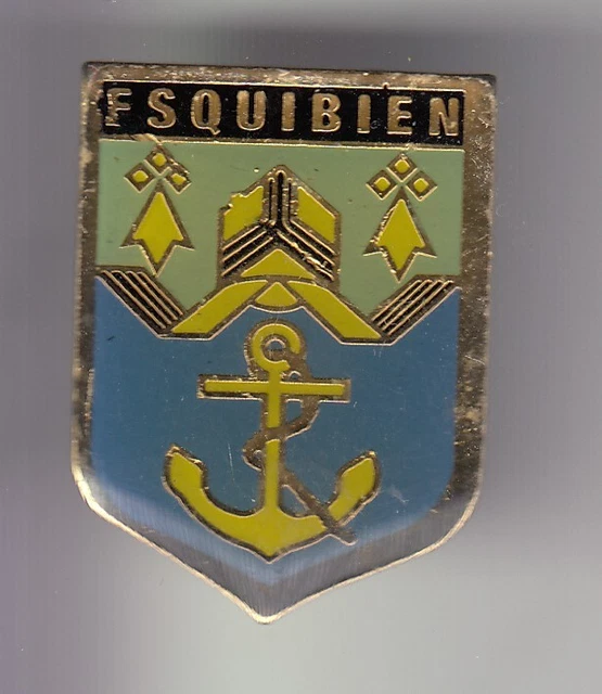 Pin's Rare Tourisme - Blason Provence Côte D'Azur Saint-Tropez (83) - France