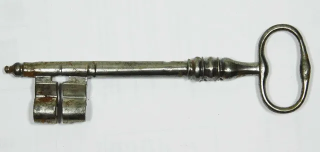 Large 18th Century Elegant Hand Wrought Iron Key 5.5" Very Good Condition(40037)