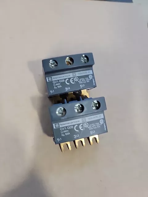 Schneider Electric GV1G09 Terminal Block Lot Of 2