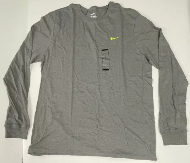 Nike Embroidered Long Sleeved T-Shirt 715379 091 LARGE