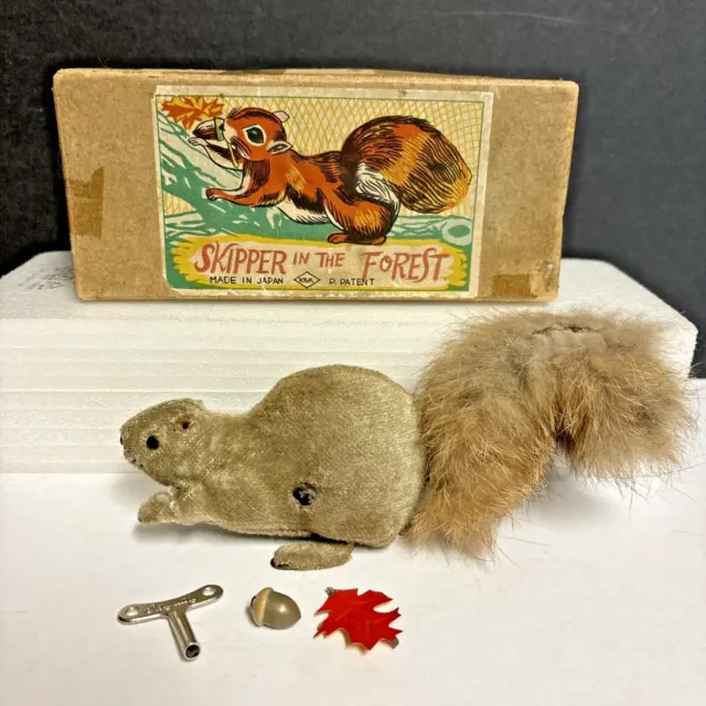 Vintage 1950's Skipper in the Forest Toy Wind Up Squirrel w/Box JAPAN KSK