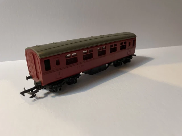 Model R S Coach HORNBY TRIANG R.20 LMS 27424 Coach - 00 Gauge - Model Railway - Coach ...