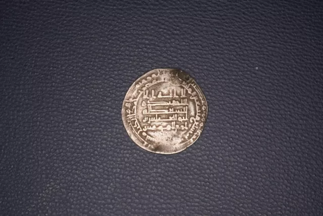 Moneda de Plata Antigua Califato Abasí 3er Período 908-932 AD Dirham