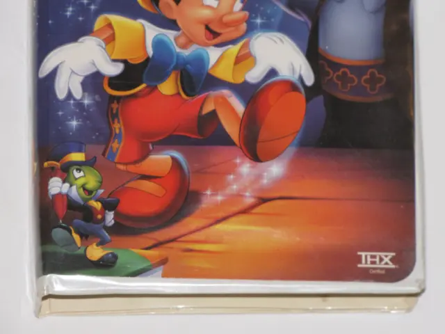 Pinocchio VHS 1999 Special 60th Anniversary Edition Walt Disneys Clamshell 6
