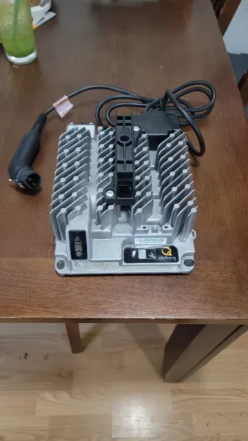 Delta Q IC650 T56-650 950-0011 36V 650W Battery Charger needs power cable.