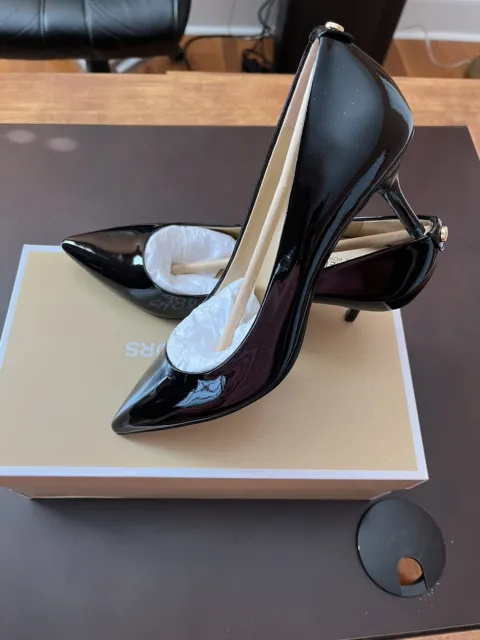 Michael Kors MK Flex Kitten Heel Pump Black Patent Leather Women's 7M Point Toe