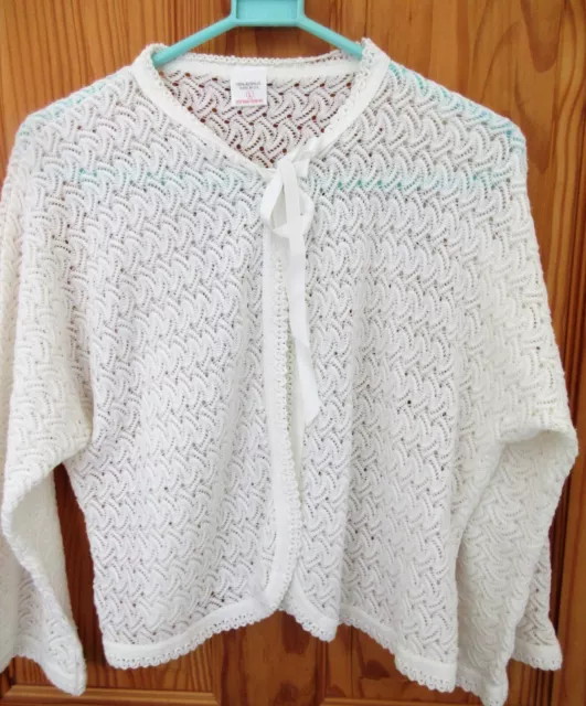 Giacca da letto vintage anni '70 bianca lavorata a maglia con maniche