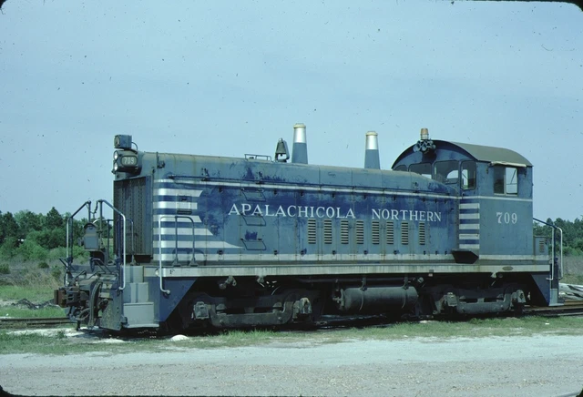 Apalachicola  Northern EMD SW1200 Kodachrome original Kodak slide