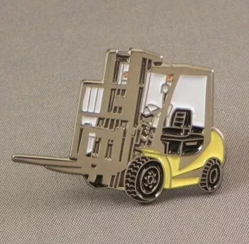 Brand new Forklift Fork Lift Yellow pin badge vehicle tie pin badge metal 