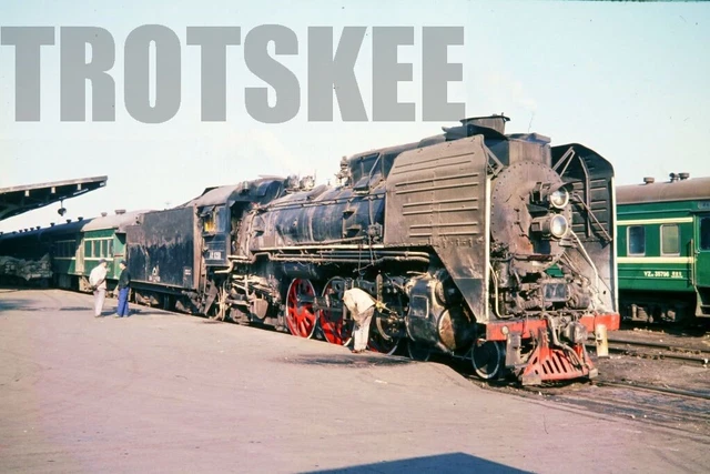 35mm Slide CR China Chinese Railways Steam Loco RM 1058 Changchun 1989 Original