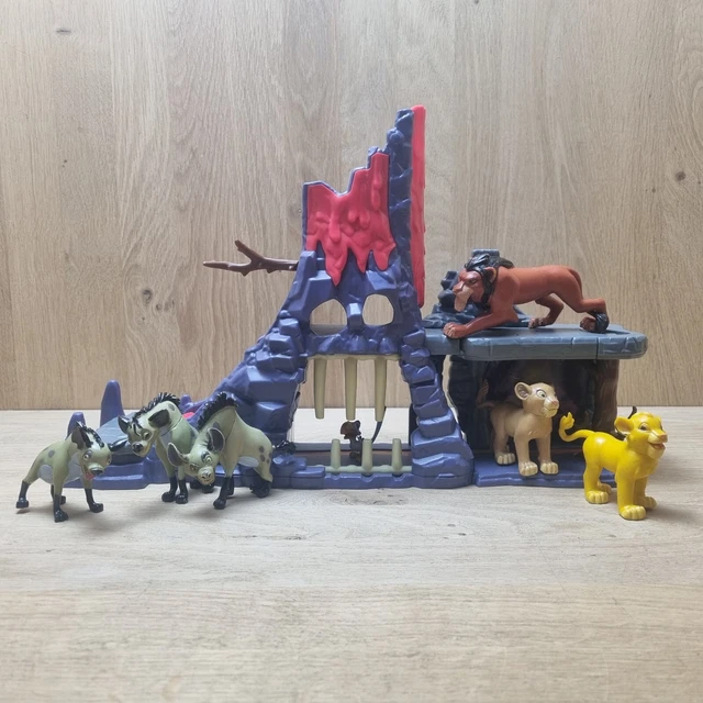 DISNEY’S THE LION King Lion Guard Hyena's Hide Out Playset £49.98