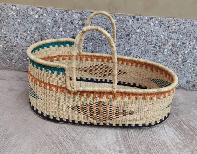 Baby Moses Basket with Mattress, Size 12x18x30 in- Baby Bassinet Basket-Wicker Baby Moses Basket with Mattress, Size 12x18x30 in- Baby Bassinet Basket-Wicker
