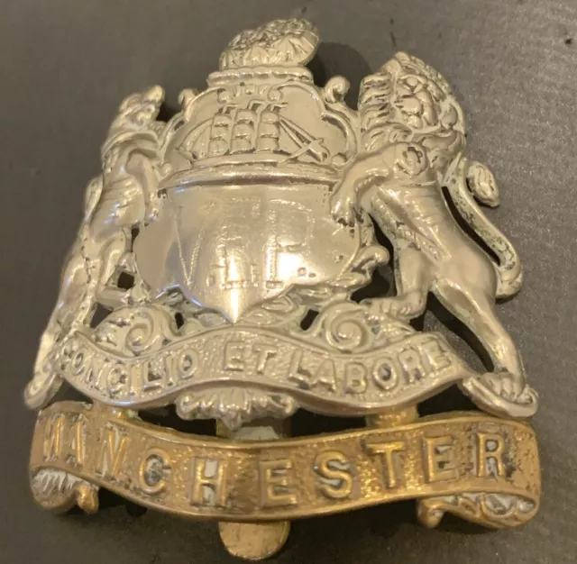 WW1 Manchester Regiment Cap Badge With Engraving 2