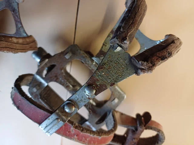 NOS 1 paire pédales lyotard vélo ancien vintage