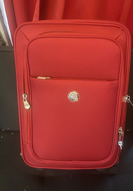 JOY MANGANO Luggage Ensemble w Spinball Wheels Red 70.16