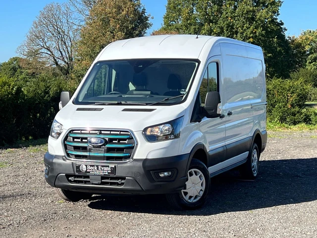 2023 FORD E-TRANSIT 350 68kWh Trend Panel Van 5dr Electric Auto RWD L2 ...