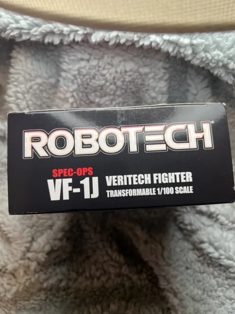 Robotech Spec-Ops VF-1J Veritech Fighter 1/100 Scale Loot Crate DX Exclusive NIB 3