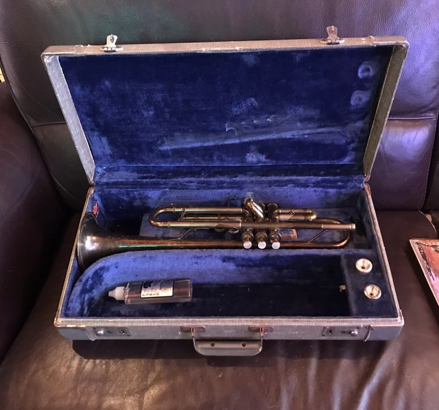 Besson Stratford Trumpet Made England W/Case Two Mouthpieces As Is