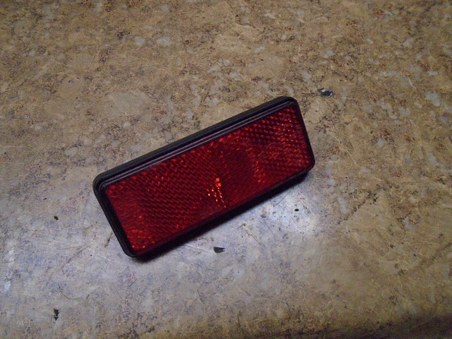 2003 Yamaha FZS1 FZ1 FZ 1 FZS1000 Fazer Rear Back Fender Reflector Red 03