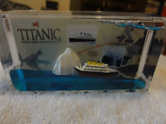 BRAND NEW Titanic Cruise Ship Iceberg Model Liquid Wave Home Décor Water Cube