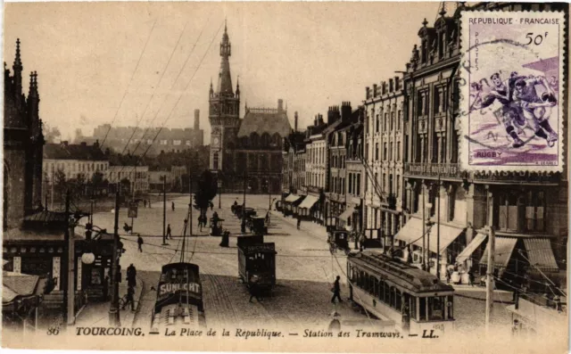 CPA TOURCOING - La Place de la Republique (422755)