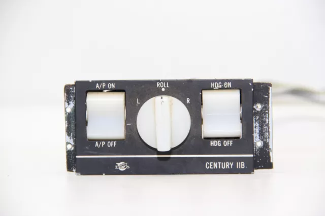 Edo Aire Century IIB Autopilot Controller.