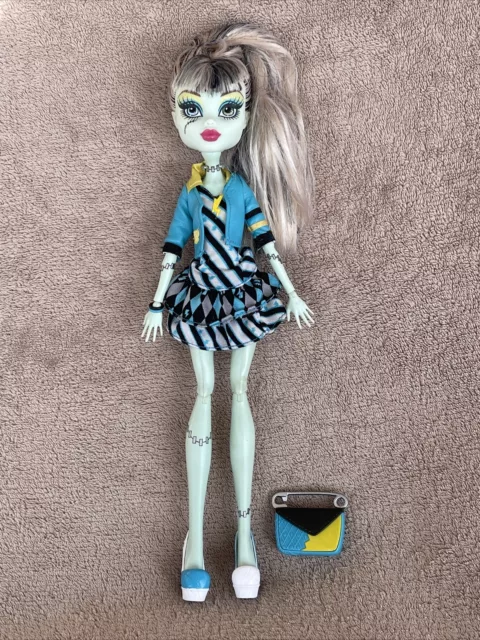 Monster High Doll - Picture Day Frankie Stein