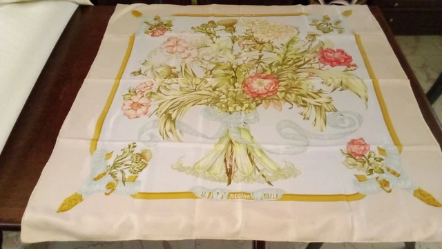 Foulard Hermès 100% Soie 90x90 Cm - Occasion Très Bon état