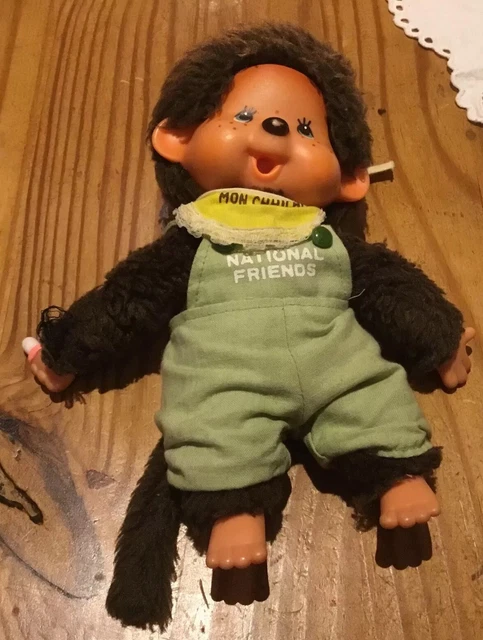 Monchhichi Garçon 20 Cm – T-shirt Rouge/bleu Avec Ballons – Peluche Marron Iconique