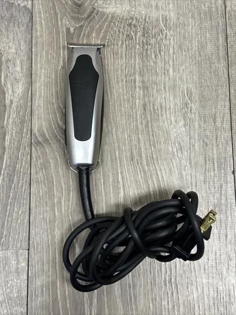 ANDIS RT-1 Silver Black 120V Portable Corded Electric Body Trimmer And Shaver