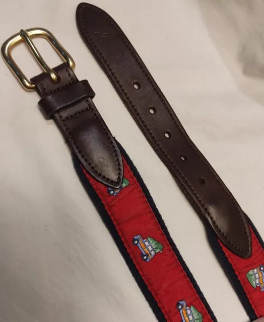 Vinyard Vines Christmas belt,  Sz. 24 leather tabbed Brass Buckle 27.5L x 1