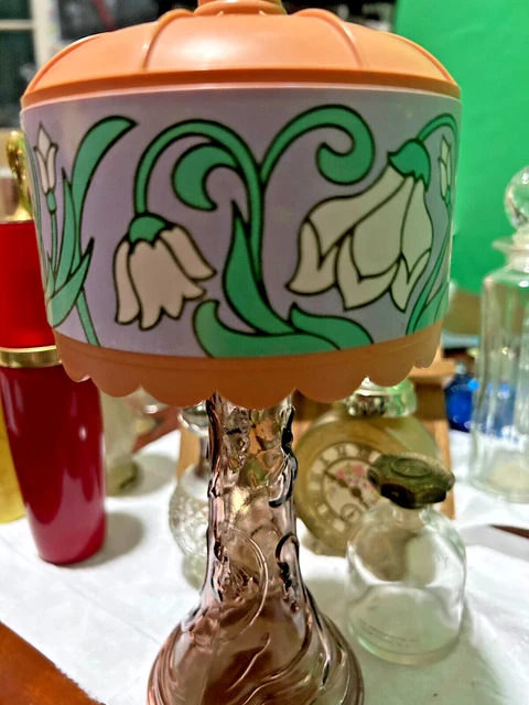 Vintage Avon "Tiffany Styled  Lamp" Cologne Bottle Decanter (empty) Peach shade