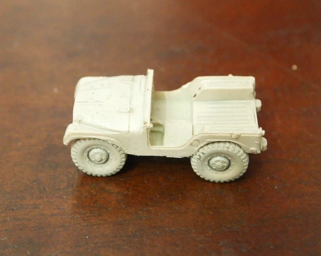 Miniature Jeep M-38 1/72 – Montée Et Peinte, Mitrailleuse 12.7mm, Armée US