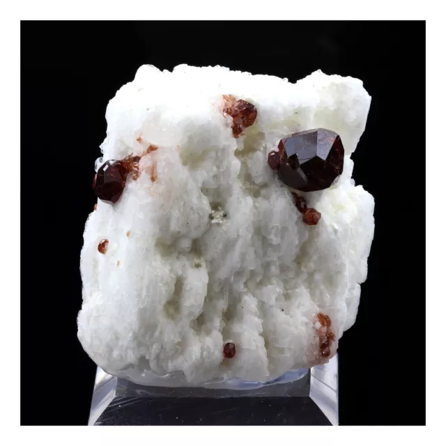 Minéraux collection. Grenat Spessartite, Orthose. 208.0 ct. Gilgit-Baltistan, P