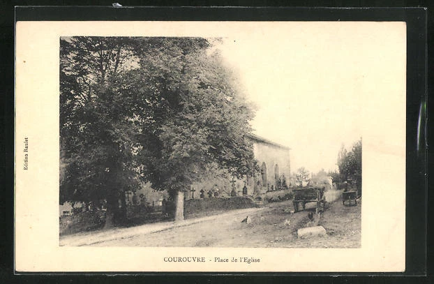 CPA Courouvre, Place de l´Eglise